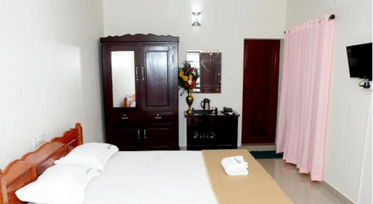 Greenfield Inn Thiruvananthapuram Exterior photo